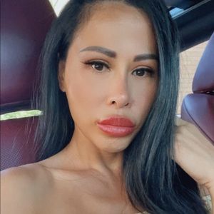 Meet your Posher, Thuy